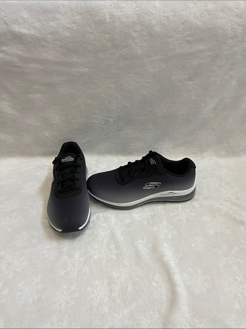 Skechers Training Women’s Grey/black Athletic Sneakers Size 9 W